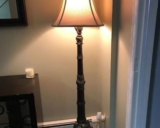 2 floor lamp 