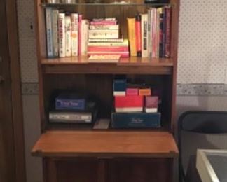 Lighted Shelf w/ bar cabinet