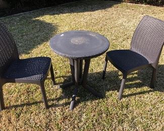 "Wicker" table & chairs