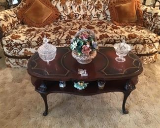 Mahogany Leather Top Coffee Table ( some wear but overall very good condition) 