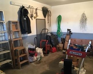 Snapper Snowblower, ladders, folding chairs,tools, old golf clubs