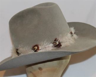 Lot 92 Biltmore Canadian Velour Tan Western Hat with Feathered Band, Size 7 1/8