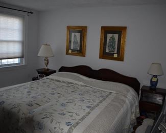 King mahogany headboard, 2 twin beds