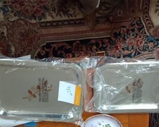 2 Serving Trays Brand New $12