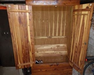 70"x34"x20" Cedar Closet with Hanging Bar and Side Bar.  Nearly Perfect Condition. $100