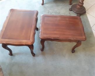 2 convertible end table footrests