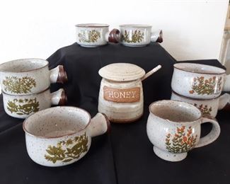 Stoneware Soup set