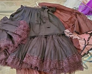 1950s/1960s slips/crinolines
