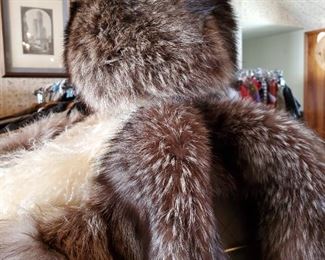 Fox fur hat (matches the coat)