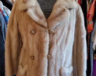 Vintage short blond mink coat