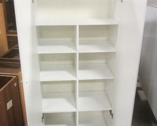 Utility cabinet