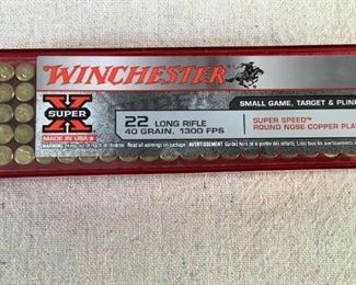 Mfg - (100)Winchester Super-X
Model - 40gr 22 LR Ammunition
Located in Chattanooga, TN
Condition - 1 - New
This is a 100 count brick of Winchester Super-X 40 Grain Round nose copper plated 22 LR ammunition, ideal for small game and plinking.