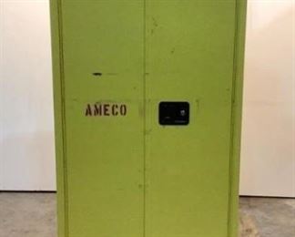 Located in: Chattanooga, TN
MFG Uline
Model H-1565M-Y
Flamable Liquid Storage Cabinet
Size (WDH) 34"W x 34"D x 65"H

**Sold as is Where is**

SKU: T-FLOOR