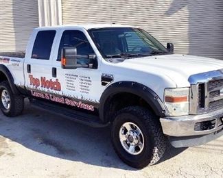 VIN 1FTSW215X9EB24810
Year: 2009 Make: Ford Model: F-250 Super Duty Trim Level: Crew Cab XLT
Engine Type: 5.4L V8
Transmission: Automatic
Miles: 131,259
Color: White
Driveline: 4WD
Located In: Chattanooga, TN
Operational Status: Runs and Drives
Power Locks
Power Windows
Power Mirrors
Manual Seats
Heat/AC Tested-Works
Sold on TN Title
**Sold as is Where is**

1-10