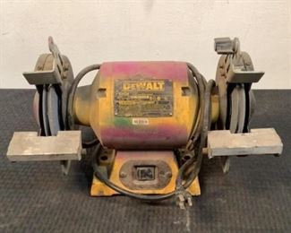 Located in: Chattanooga, TN
MFG DeWalt
Model DW756
Power (V-A-W-P) 120 Volts
6" Bench Grinder
**Sold as is Where is**
SKU: G-1-C
Tested Works