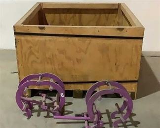 Located in: Chattanooga, TN
8" Pipe Clamps And Wooden Crate
Crate Dimensions: 48"W x 43"D x 27"H
**Sold as is Where is**

SKU: N-6-C