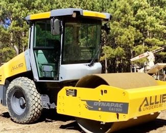 Located in: Ringgold, Georgia
Yr 2015
MFG Dynapac
Model CA1500
Roller
PIN - 10000160VFA016709
Hours - 652
Motor Spec -
MFR - Deutz
Model - DT 3.6 L4
Diesel
66" Wide Roller
**Sold as is Where is**
Runs and Operates