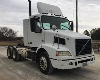 VIN 4V4MC9DFX8N487660
Year: 2008 Make: Volvo Model: VNM Trim Level: Day Cab Road Tractor
Engine Type: 10.8L L6 Diesel
Transmission: 10 Speed Manual
Miles: 675,108
Color: White
Driveline: 4WD
Located In: Tullahoma, TN
Operational Status: Runs and Drives
Automatic Windows
Manual Locks
GVWR: 49,478 Lbs.
Class: 8 Heavy Duty
Num. Of Axles: 2 ( Excluding Front )
Engine: Volvo
Model: D11F365
Serial: 510012
Fuel: Diesel
Displacement: 10.8L
Transmission: Manual
Brand: Eaton Fuller
Model: FR-13210B
Num. Speeds: 10
Range: Hi & Lo
Brakes: Air
Suspension: Air Ride
**Sold on MI Title**
**Sold As Is Where Is**