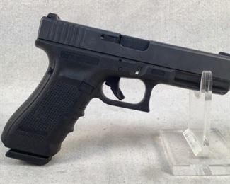 Serial - BADY381
Mfg - Glock
Model - 22 GEN4
Caliber - 40 S&W
Barrel - 4.5"
Capacity - 15+1
Type - Pistol
Located in Chattanooga, TN
Condition - 3 - Light Wear
This is a Glock 22 Gen4 equip with night sights. As a 4th gen glock this pistol has integrated finger grooves in the grip.

(LEO SEARCH AND SEIZURE)