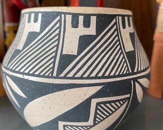 Acoma New Mexico by Evening Star Clay vase, 4"w X 3.5"h BUY IT NOW $30