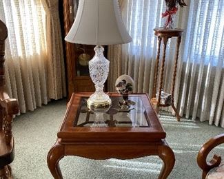 Accent table (smaller) 24"w X 21.5"h X 29"d $60 Lamp $24