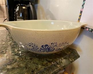 Pyrex Bowl $12