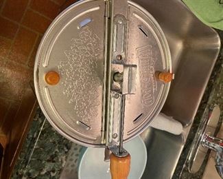 Popcorn Popper