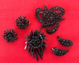 Black Crystal Beaded Jewelry