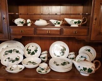 https://ctbids.com/#!/description/share/719337 Beautiful Metlox California Ivy china 49 pieces. Includes 3 platters 9", 11" and 13" 2 large serving bowls 9" 9 tea cups 3.75" Sugar bowl has some crazing on it. Butter dish 8" 8 dinner plates 10" Teapot 11" 2 gravy boats 7" and 10" 9 saucers 6" 4 bread plates 7" 7 salad plates 8" Salt shaker 4" Plate stands not included

