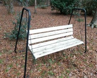 https://ctbids.com/#!/description/share/719342 Hanging Yard Swing. Seat measures 5 feet across. Frame measures 6 1/2 feet across and 51" high.
