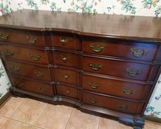 https://ctbids.com/#!/description/share/719519 Kling mahogany 12 drawer dresser. Made in Maysville, New York. Measures 58"x23"x36".