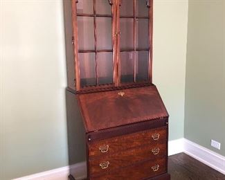 Vintage Hickory Chair James River Plantation mahogany & burlwood secretary & curio cabinet