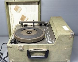 Vintage Audiotronics Record Player Model 312T, In Self Contained Carry Case, With Instructions, Powers On