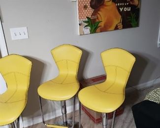 set of 3 barstools