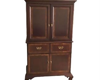 Hanson Media Armoire