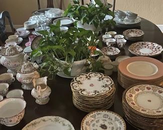 Fine 19th and early 20th c China...Coalport, Ginori, Caldon, Limoges...only the finest!