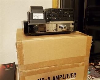 Never used, Sonic IntegrityVacuum Tube amp I Pod Mp-5 Cord.