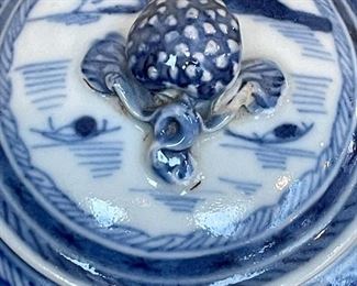 detail...please note tiny chip on finial