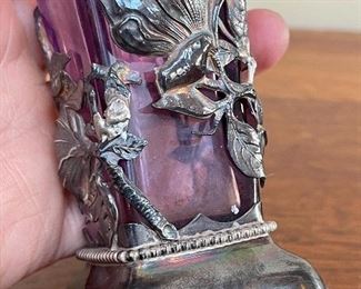 detail...tiny snap in silver here.