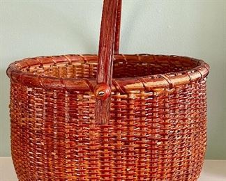 Item 316:  Vintage Nantucket Style Basket - Swivel Handle Basket - Basket with Penny Bottom - 8" x 9":  $32