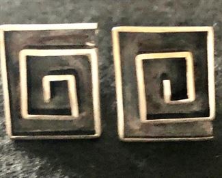 Item 159:  Alpaca Mexican Silver Cufflinks: $35