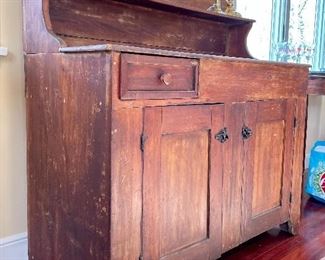 detail...needs a bit of TLC but this is a neat, early piece!