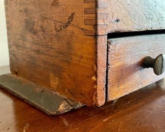 detail...piece of wood missing here?