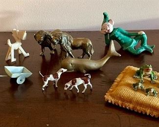 Assorted miniature figuerines & toys!  Many, many more.  Make an appointment to shop.  Sign-up in the details & description section.