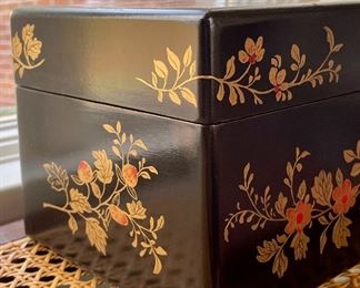 detail - hand painted gold and red flowers