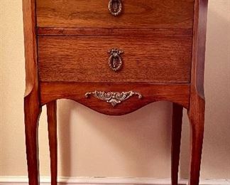 Item 396:  Side table - 16.25"l x 11.5"w x 28"h:  $65