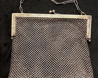 Item 344:  Antique German Silver Clasp Purse with Chain: $35