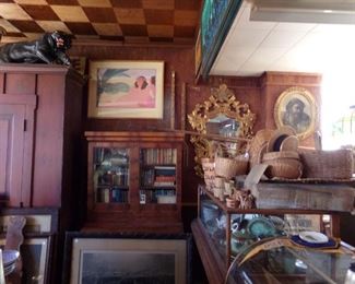 BLACK PANTHER, PEGGY HOPPER ART, GOLD ITALIAN MIRROR, ASSORTED VINTAGE BOOKS.