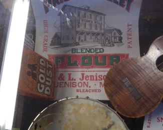 JENISON MILLS FLOWER BAG.