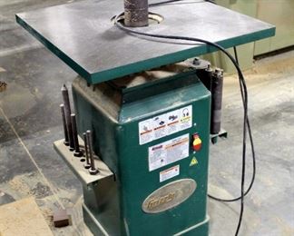 Grizzly Oscillating Spindle Sander, Model G1071, 44" x 25.5" x 25.5"